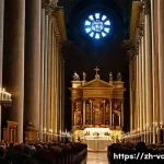 바티칸 시국 언어 사용 - A solemn Vatican mass scene inside St. Peter&rsquo;s Basilica, featuring clergy dressed in ornate traditio...